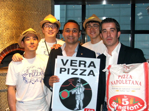 Massimiliano Crocetti from Pizzamassi in Seoul Vera Pizza