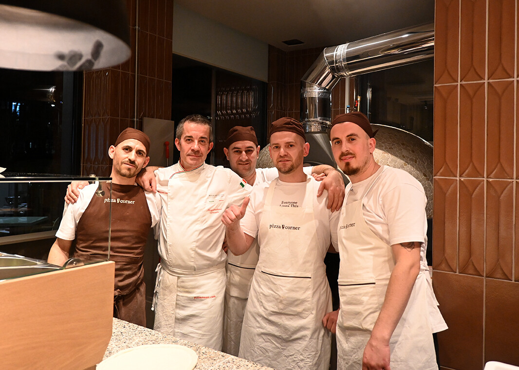 Pizza Massi Tirana pizza Consulting Staff