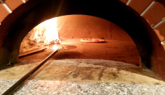Slider 2 Massimiliano Crocetti Pizza wooden oven
