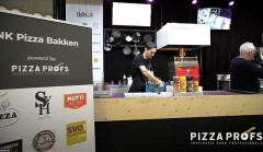 Slider 3 Massimiliano Crocetti Pizzamassi Pizza Lab small