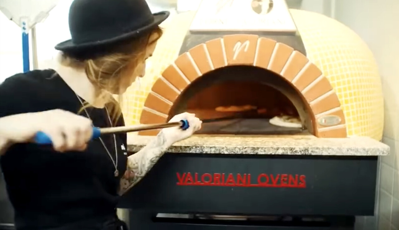 Slider 6 Massimiliano Crocetti Pizzamassi Finland
