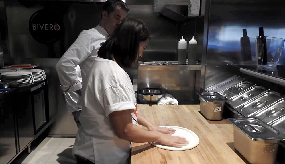 Slider 7 Massimiliano Crocetti Pizzamassi Thailand smal