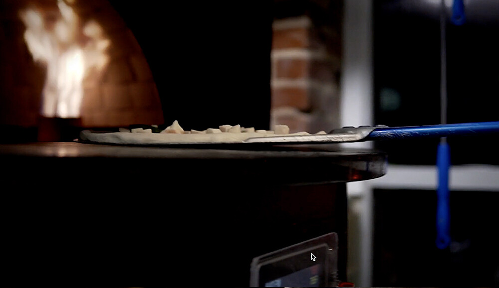 Slider 8 Massimiliano Crocetti Pizzamassi USA Luna small