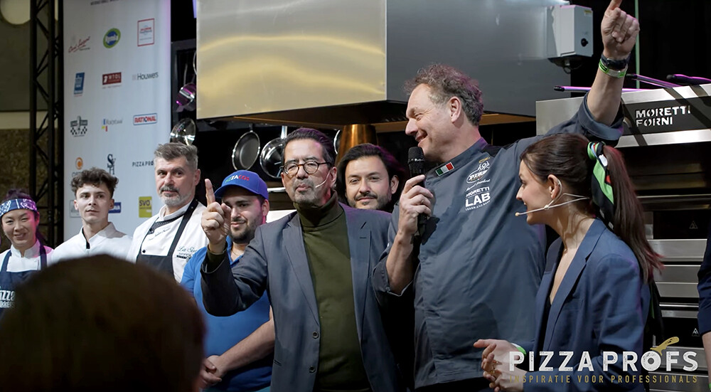 Slider 9 Massimiliano Crocetti Pizzamassi Pizza Lab small